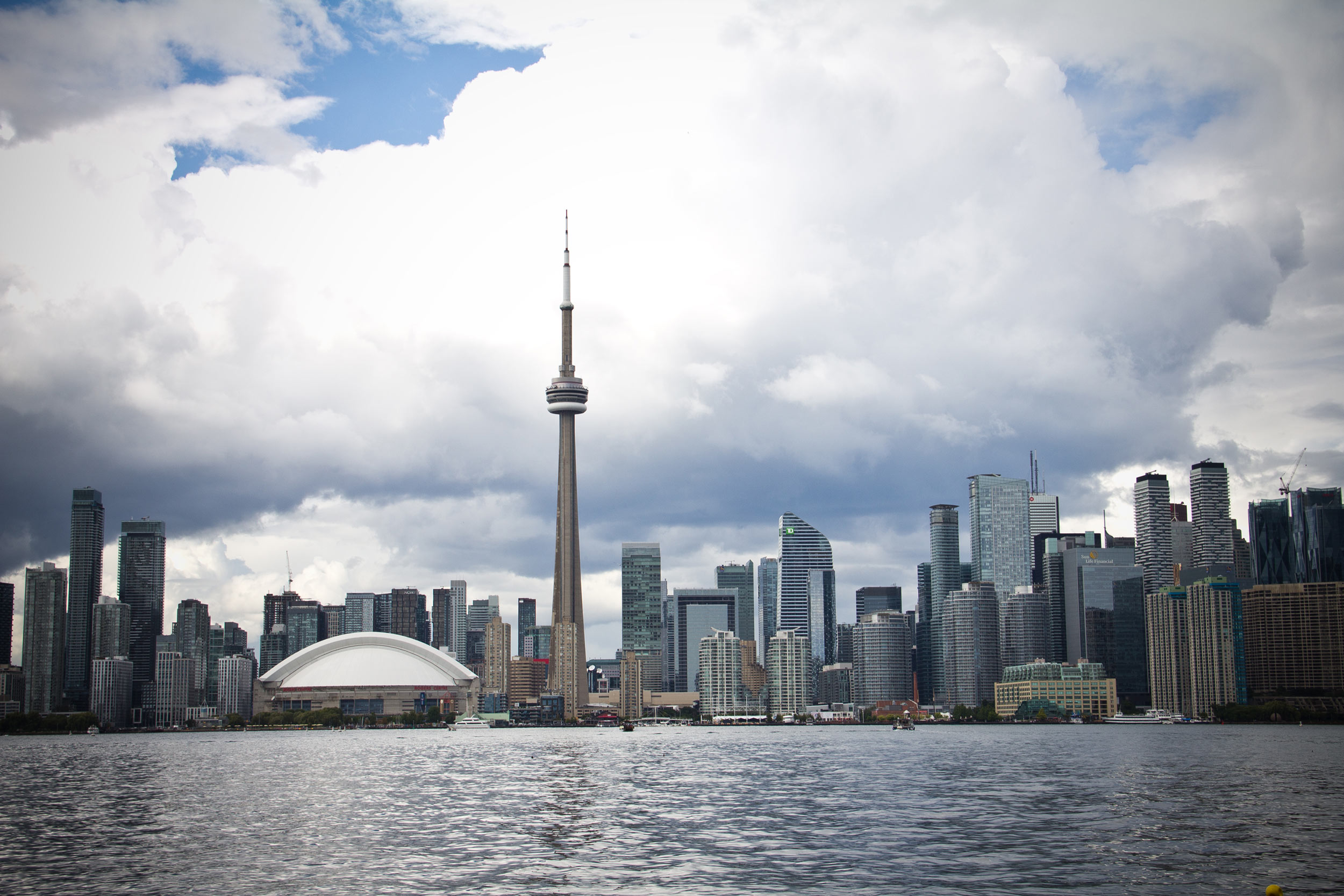 The Ultimate First Timer’s Guide to Visit Toronto